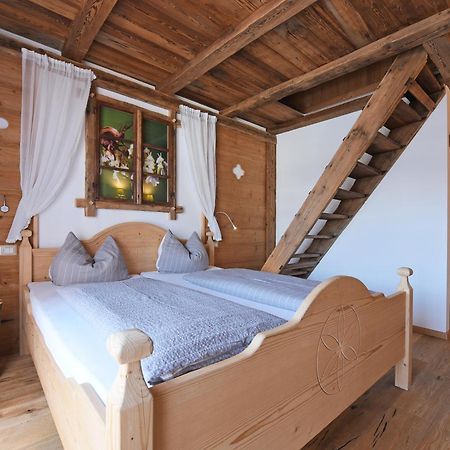 Agriturismo Soleseid San Vigilio Di Marebbe Luaran gambar