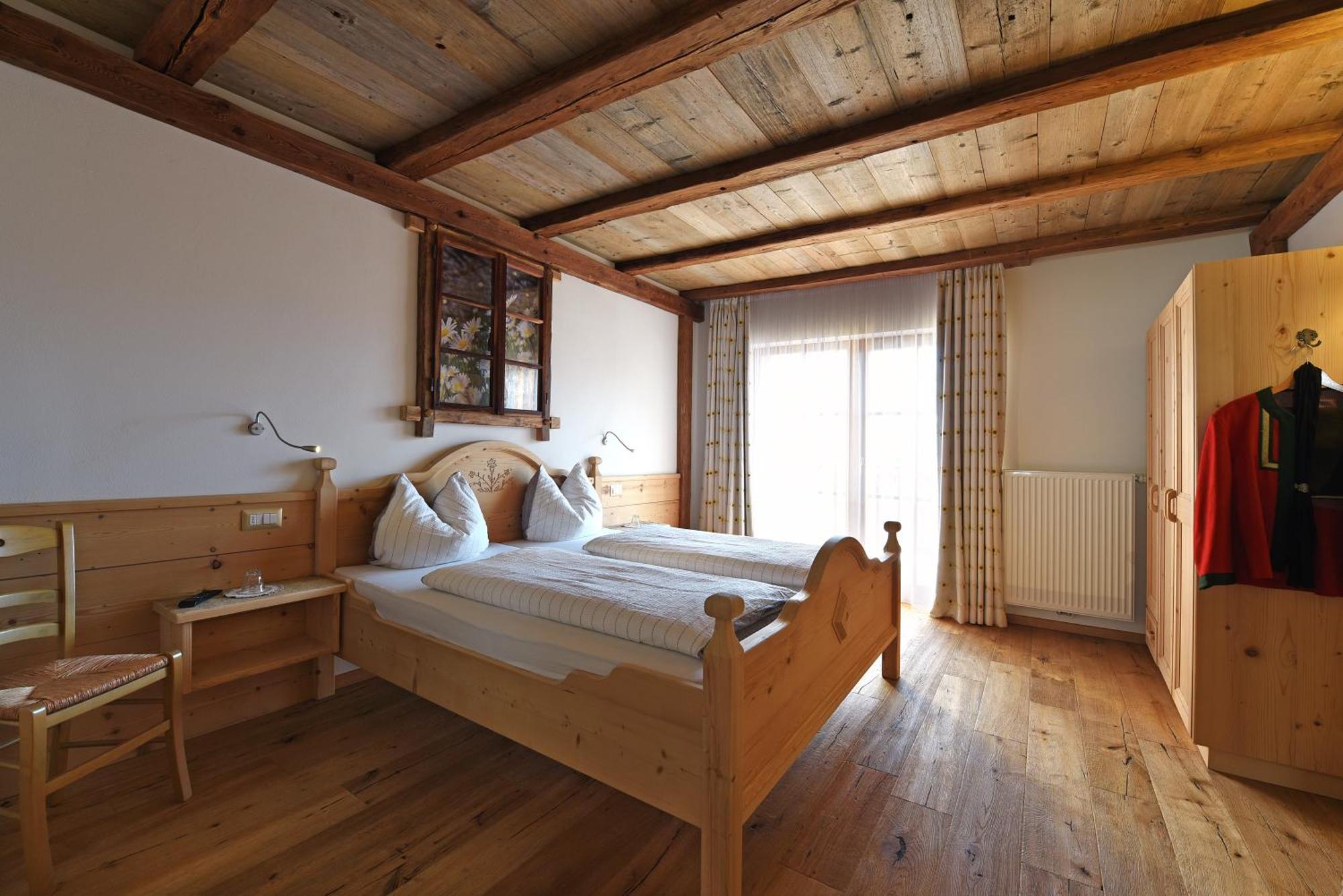 Agriturismo Soleseid San Vigilio Di Marebbe Luaran gambar