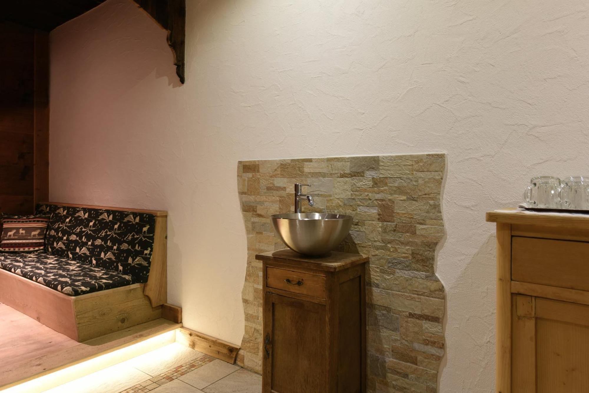 Agriturismo Soleseid San Vigilio Di Marebbe Luaran gambar